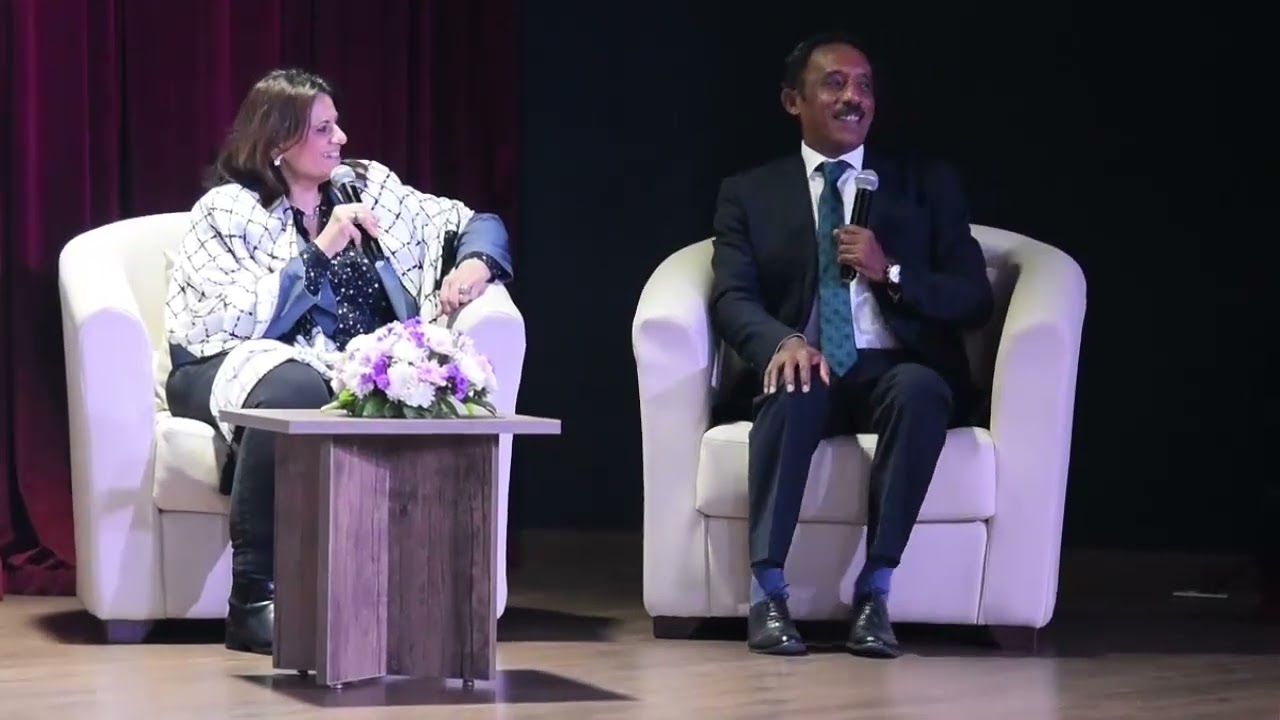 حوار مفتوح مع طلبة مدارس القرية الذكية للدكتور ميسرة عبدالله حول نشأة مصر القديمة وعظمة حضارتها