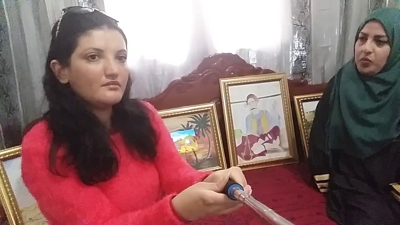 حوار مع السفيرة و الدكتورة الرسامة التونسية المبدعة نجاة بامري المتحدية لإعاقتها العضوية