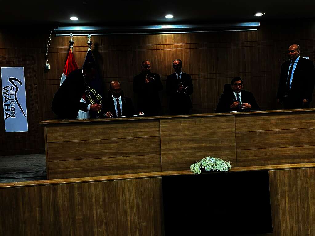 لارؤ