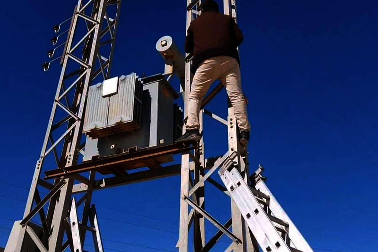قطع الكهرباء