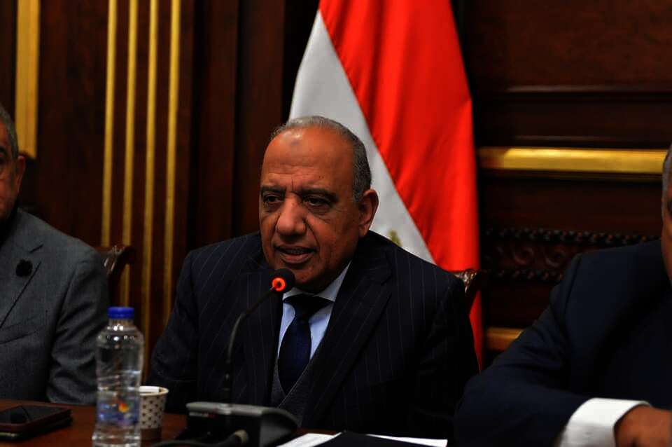 وزير قطاع الأعمال