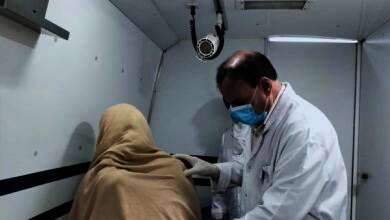 الكشف على 938 مريضا في القافلة العلاجية بإدارة الزينية