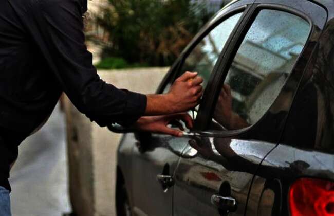 حبس عاطل متهم بسرقة السيارات