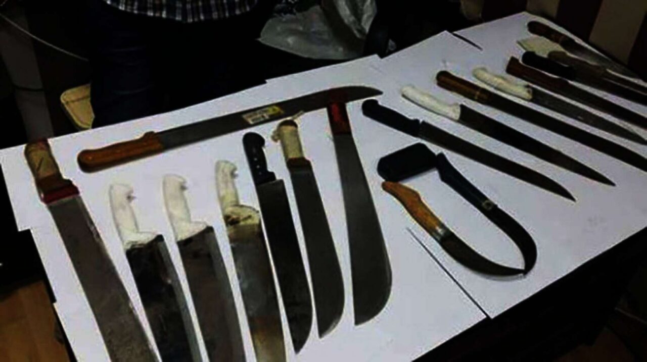ضبط 216 قطعة سلاح أبيض
