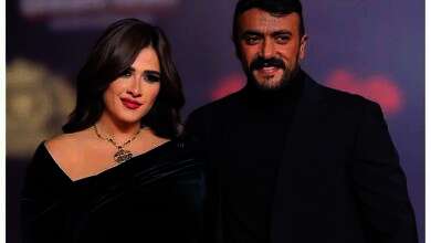 ياسمين عبد العزيز مع أحمد العوضي