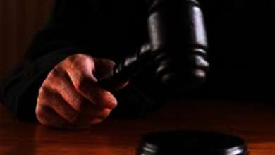 الحبس 3 سنوات للمتهمين بالتعدى على موظف وإصابته بعاهة مستديمة