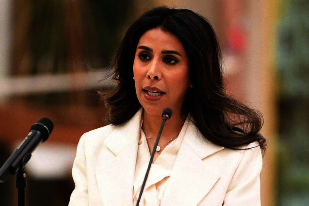 وزيرة الأشغال العامة وزيرة الدولة لشؤون البلدية الدكتورة نورة المشعان