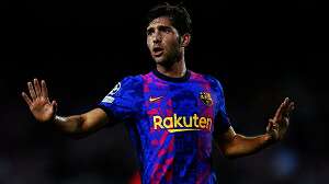 سيرجى روبرتو لاعب وسط برشلونة