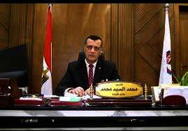 الدكتور محمد السيد وكيل وزارة التربية والتعليم بقنا