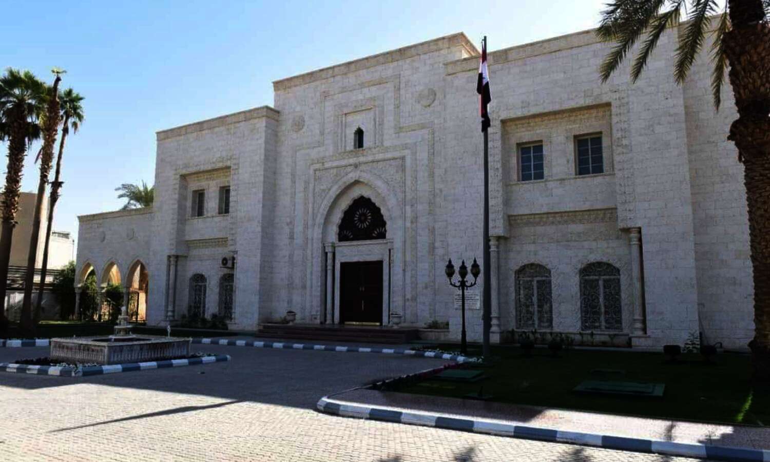 السفارة السورية