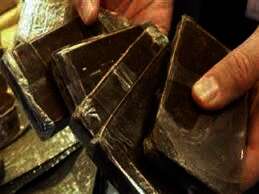 ضبط عاطل بحوزته 145 طربة حشيش