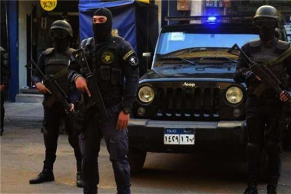 مصرع 3 مسجلين خطر فى تبادل النيران مع الشرطة