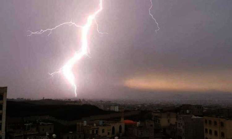 مصرع 9 أشخاص جراء الصواعق الرعدية والسيول فى عدة محافظات باليمن