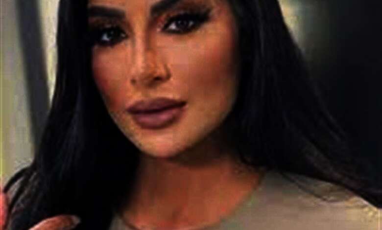 الفنانة جوري بكر