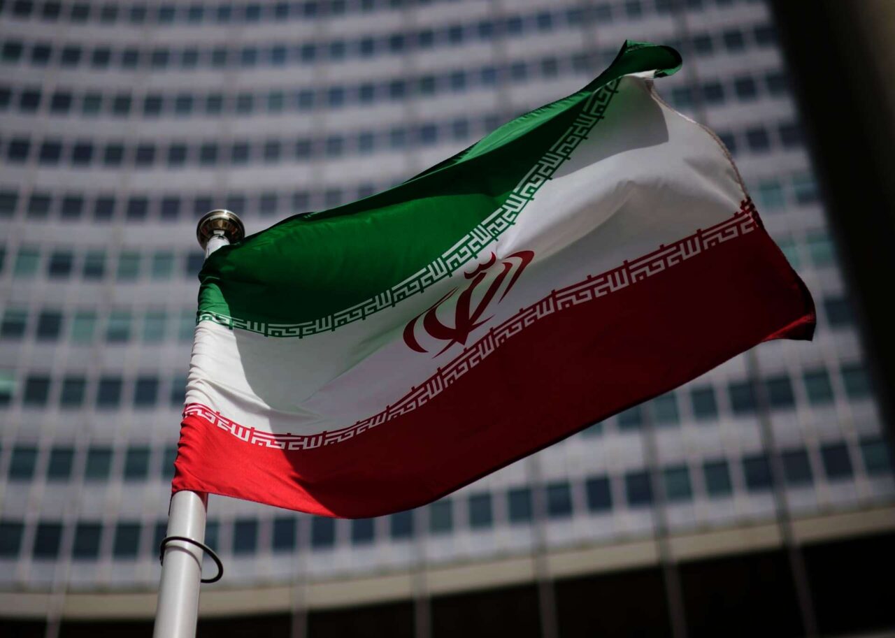 إيران