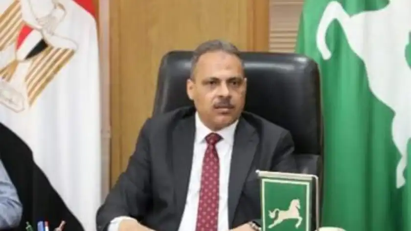 الدكتور إسلام عساف وكيل وزارة الصحة بمطروح