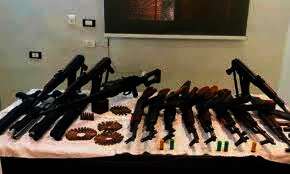 ضبط 300 كيلو مخدرات و258 سلاحًا ناريًا