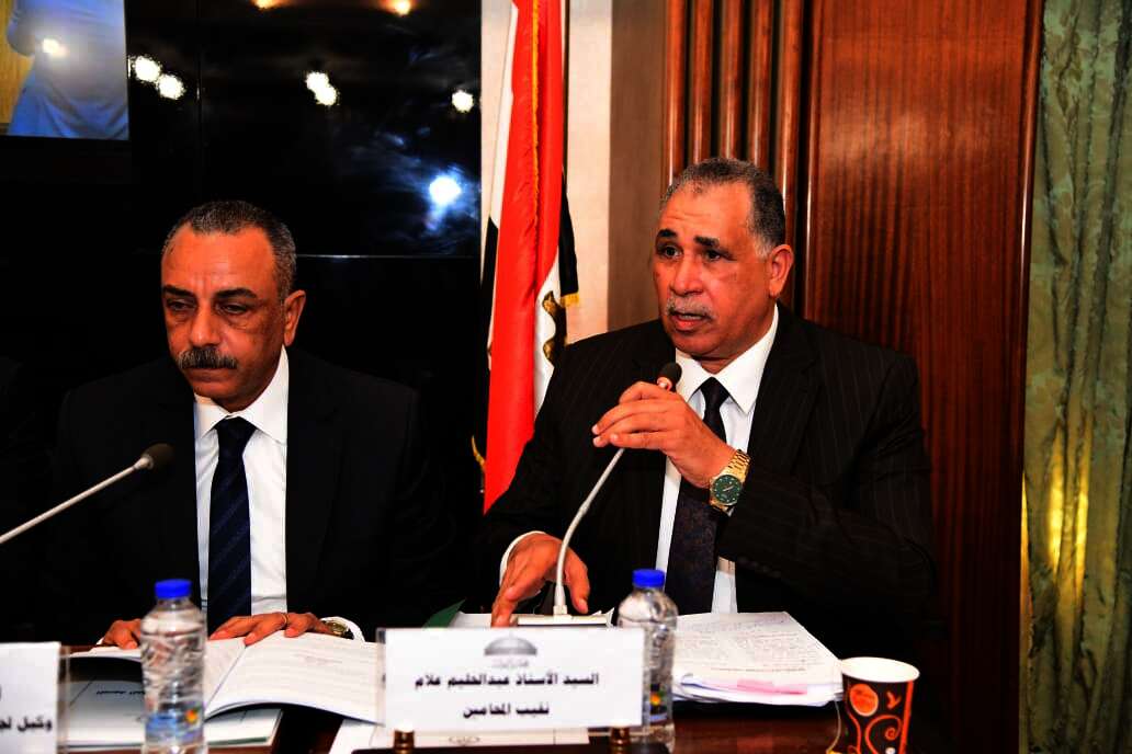 نقيب المحامين