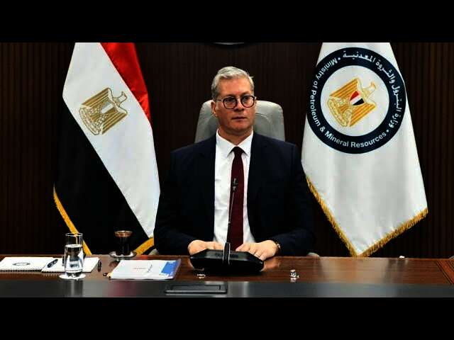 المهندس كريم بدوي وزير البترول والثروة المعدنية