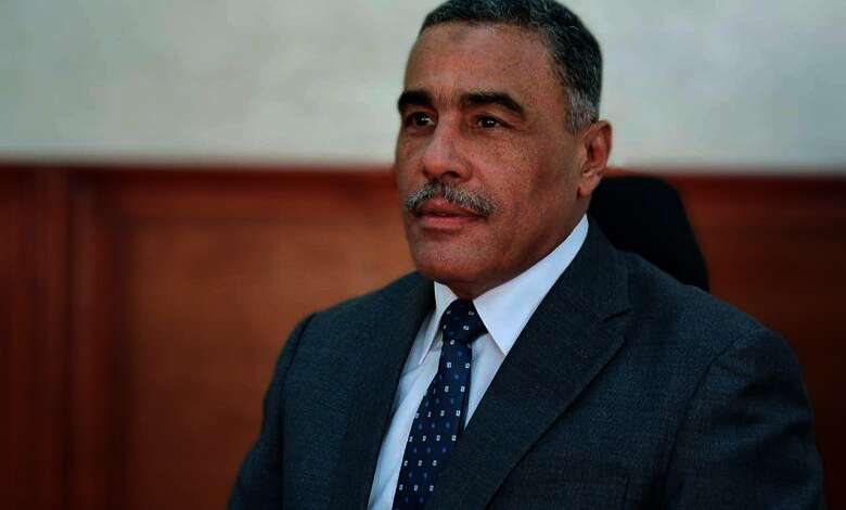 اللواء خالد شعيب محافظ مطروح