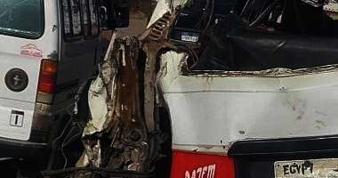 مصرع شخصين فى حادث تصادم سيارتين