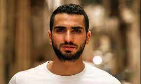 المطرب الشاب محمد الشرنوبي