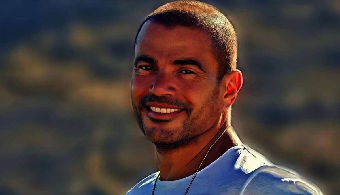 الفنان عمرو دياب