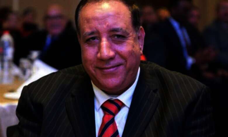 الكاتب الصحفي رزق الطرابيشي، نقيب الصحفيين بالإسكندرية