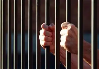 حادث تصادم سيارتين