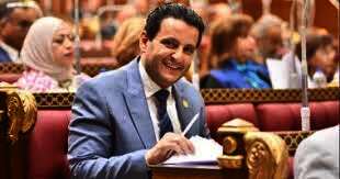 النائب أحمد سمير زكريا، عضو اللجنة الاقتصادية بمجلس الشيوخ
