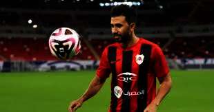 محمود حسن تريزيجيه وأحمد عبد القادر في التشكيل الأساسي لمواجهة قطر ضد الريان