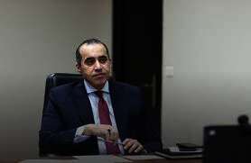 المستشار محمود فوزي، وزير الشئون النيابية والقانونية والتواصل السياسي