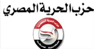 انقلاب سيارة نقل على طريق الإسماعيلية