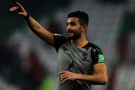 اللاعب أيمن أشرف