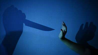 محاكمة مسنة وزوجها بتهمة قتل طفلة