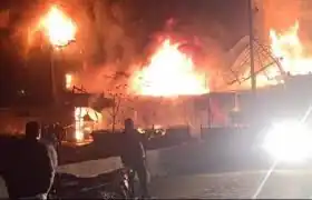 انقلاب سيارة نقل بنزين بجوار حى الأسمرات