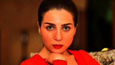 الفنانة مي عزالدين