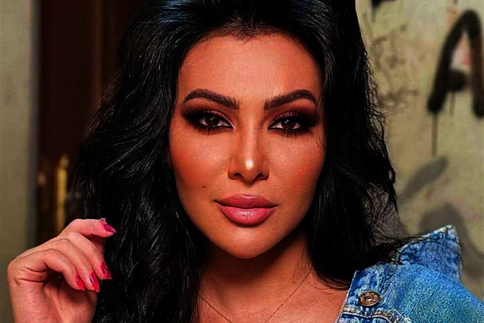 الفنانة ميرهان حسين