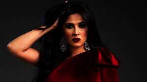 الفنانة ياسمين عبدالعزيز