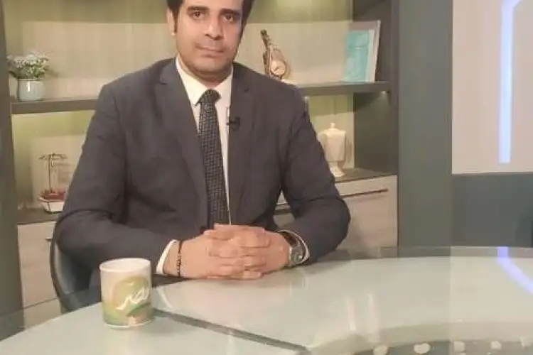الكاتب الصحفي حازم الملاح، عضو الهيئة العليا لحزب الوعي ورئيس لجنة الصحافة والاتصال بالحزب