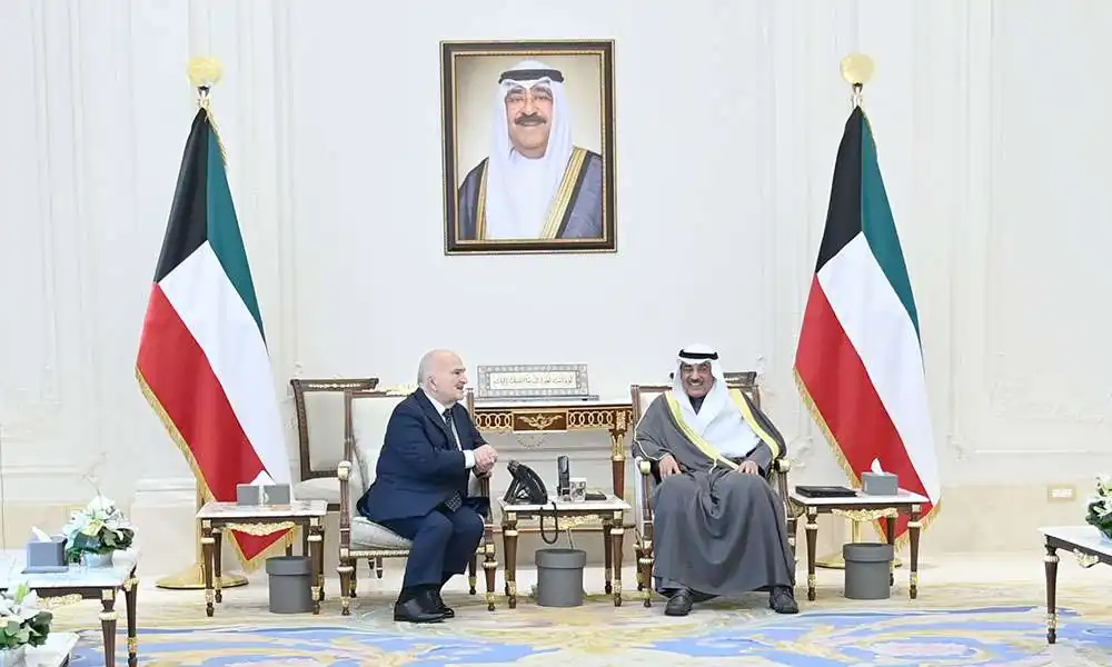 إقلاع الطائرة الإغاثية الثامنة من الجسر الجوي الكويتي إلى سوريا