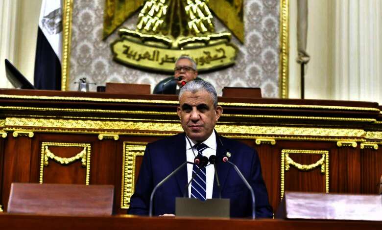 لجنة القوى العاملة بمجلس النواب برئاسة النائب عادل عبد الفضيل رئيس اللجنة