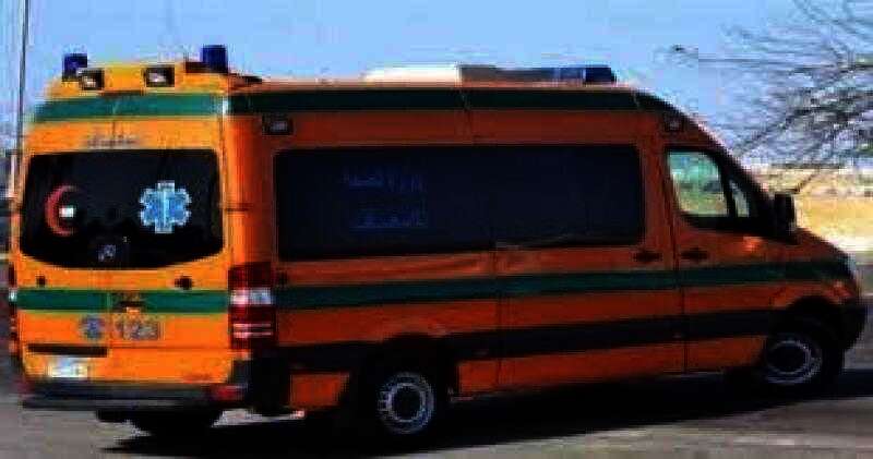 طفلة سقط عليها لوح خشبى
