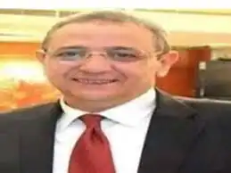 شاب يلقى بنفسه من الطابق السابع