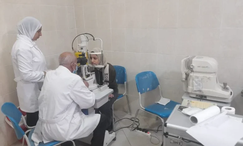 الكشف على 790 مواطنا في قافلة طبية للعيون بالوادي الجديد