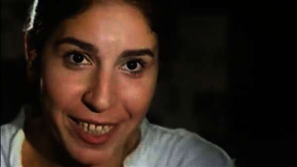 الفنانة منى أبو الفتوح