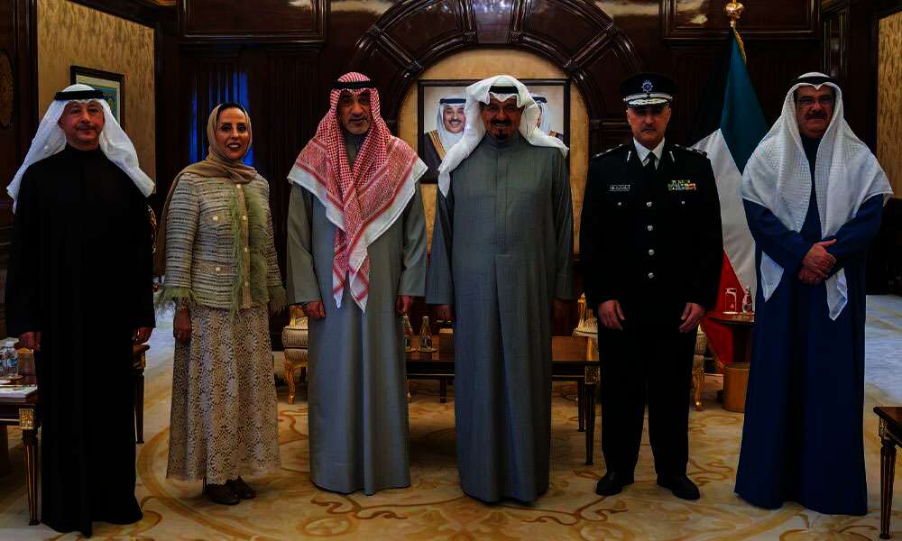 سمو رئيس الوزراء يستقبل النائب الأول ومدير عام الإدارة العامة للتحقيقات