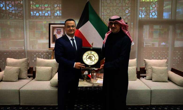 وزير التجارة الكويتي ونظيره الأوزبكستاني يبحثان تعزيز العلاقات التجارية والاقتصادية بين البلدين