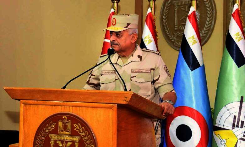 الفريق أول عبد المجيد صقر القائد العام للقوات المسلحة وزير الدفاع والإنتاج الحربى