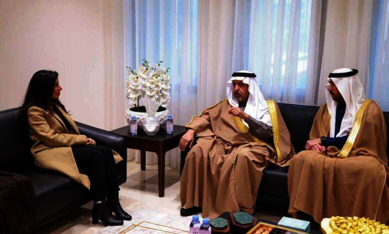 وزير الأشغال العامة الدكتورة نورة المشعان